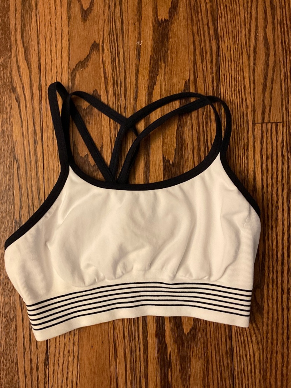 LNDR Seamless Strappy Sports Bra - L / XL